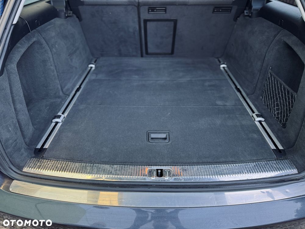 Audi A6 Avant 2.4 Quattro - 17