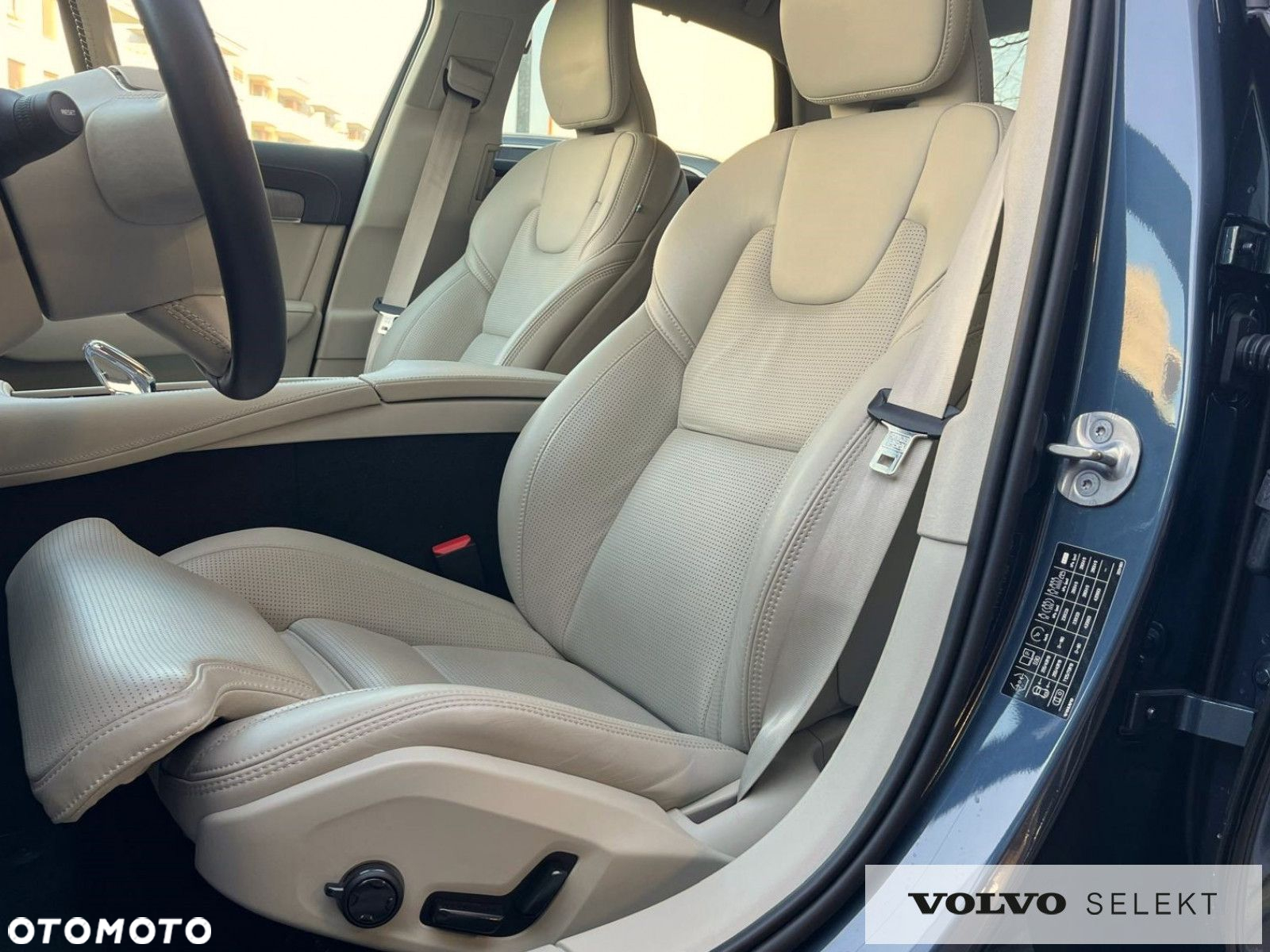 Volvo S90 - 14