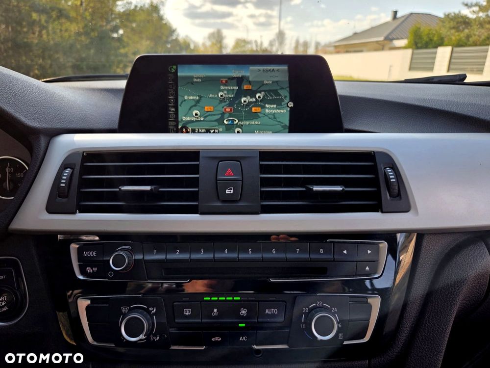 BMW Seria 3 316d Edition Luxury Line Purity - 16