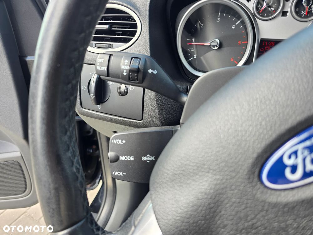 Ford Focus - 27