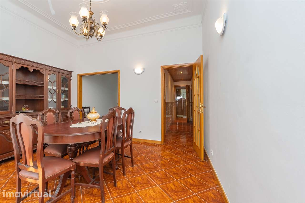 Apartamento T3 em Arroios – Charme clássico no coração de Lisboa - Grande imagem: 5/29