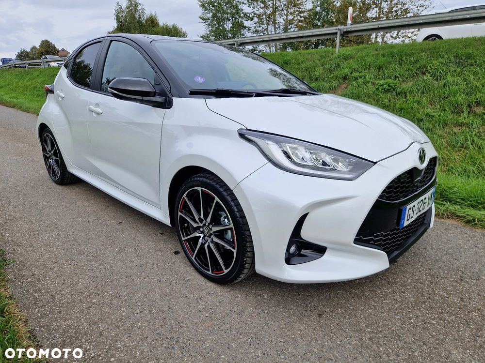 Toyota Yaris Hybrid 1.5 GR Sport - 40