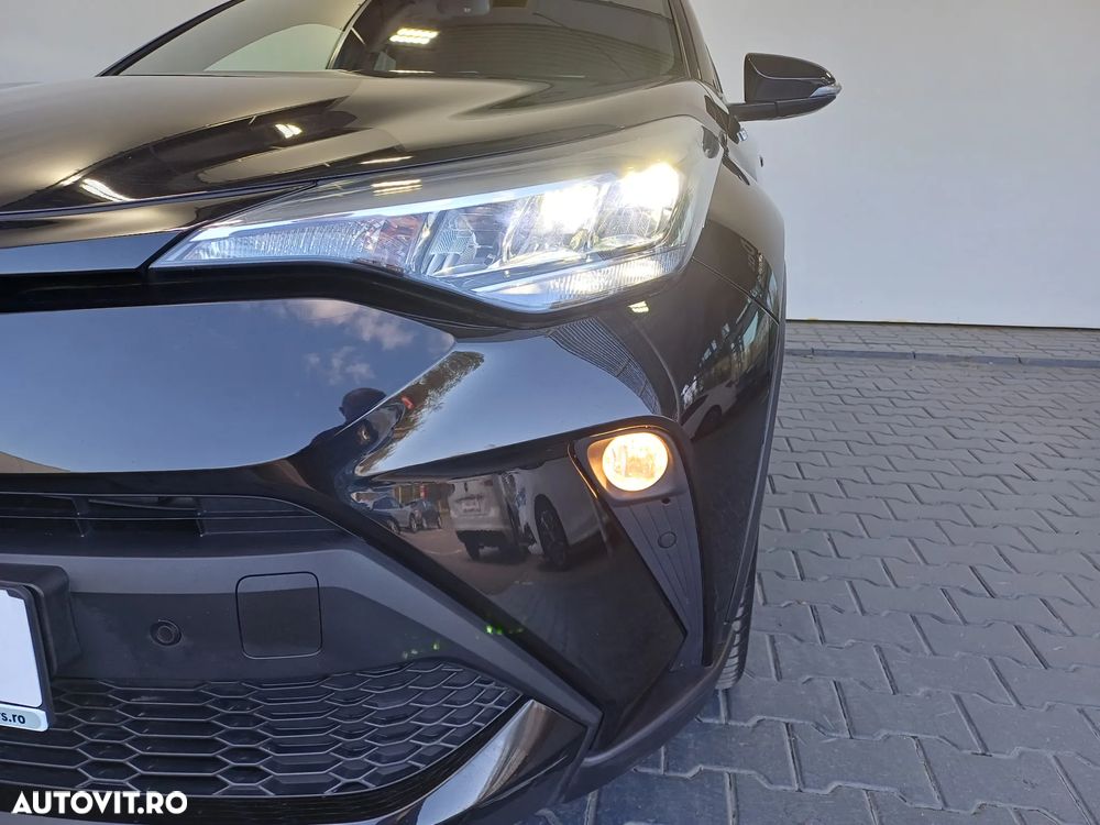 Toyota C-HR 2.0 HSD 184 CP 4x2 CVT C-ult - 32