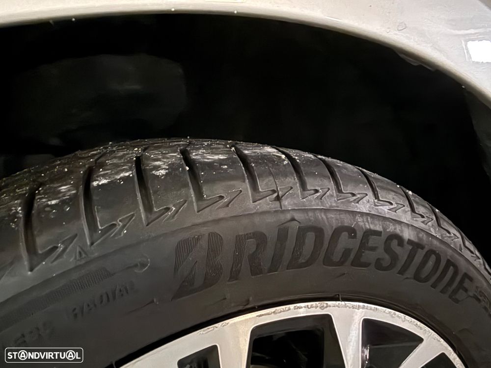 Toyota Corolla 1.8 Hybrid Comfort+P.Sport - 8