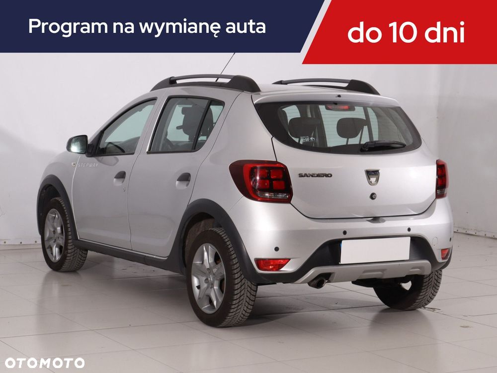 Dacia Sandero - 6