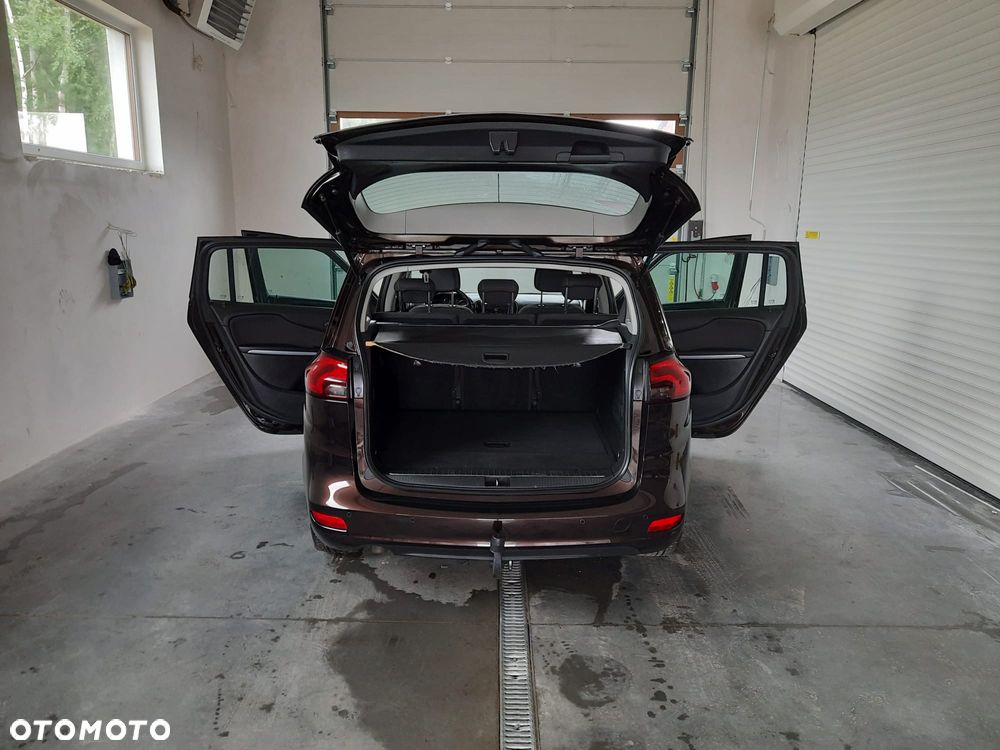 Opel Zafira Tourer 2.0 CDTI Edition - 16