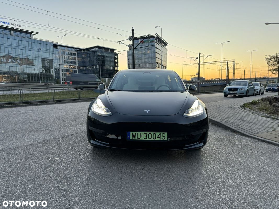 Tesla Model 3 Allradantrieb Dual Motor - 9