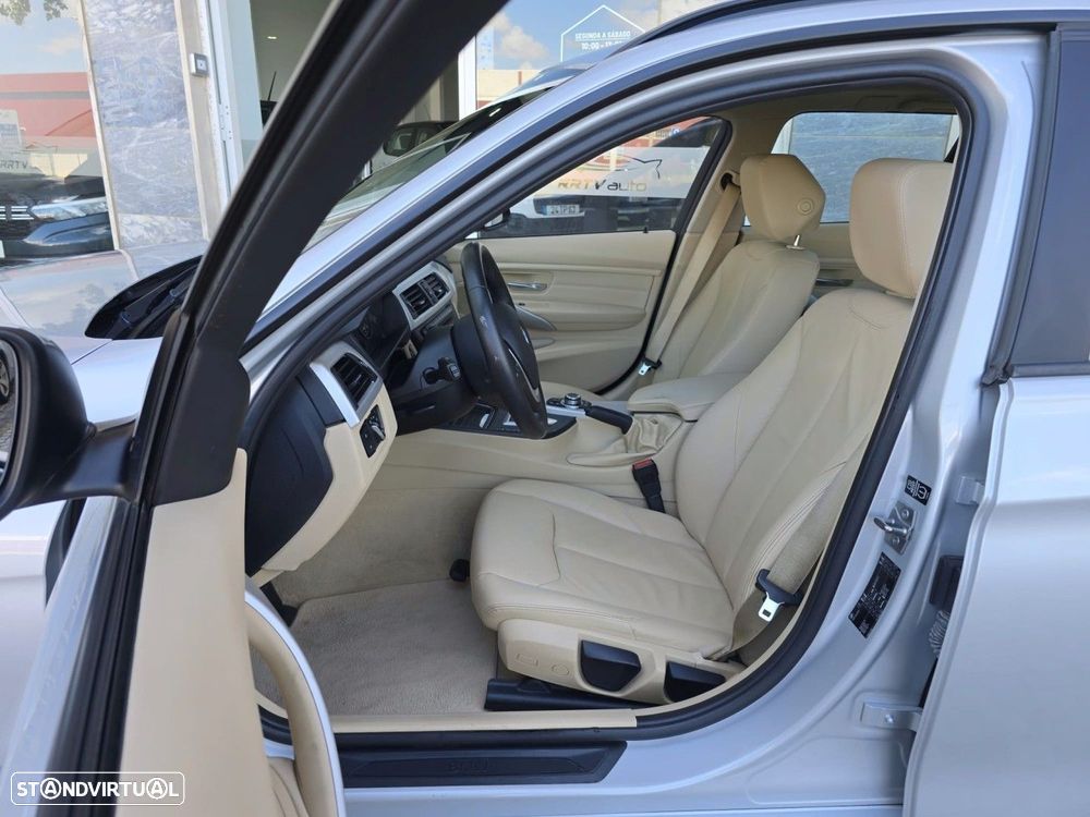 BMW 320 d Touring Aut. - 28