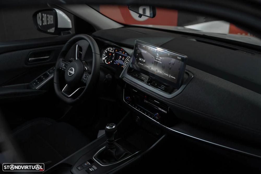 Nissan Qashqai 1.3 DIG-T Engage - 19