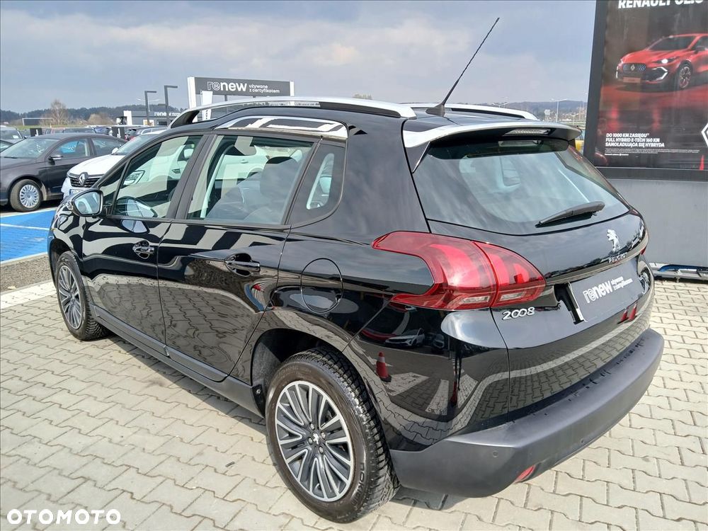 Peugeot 2008 1.2 Pure Tech Active - 4