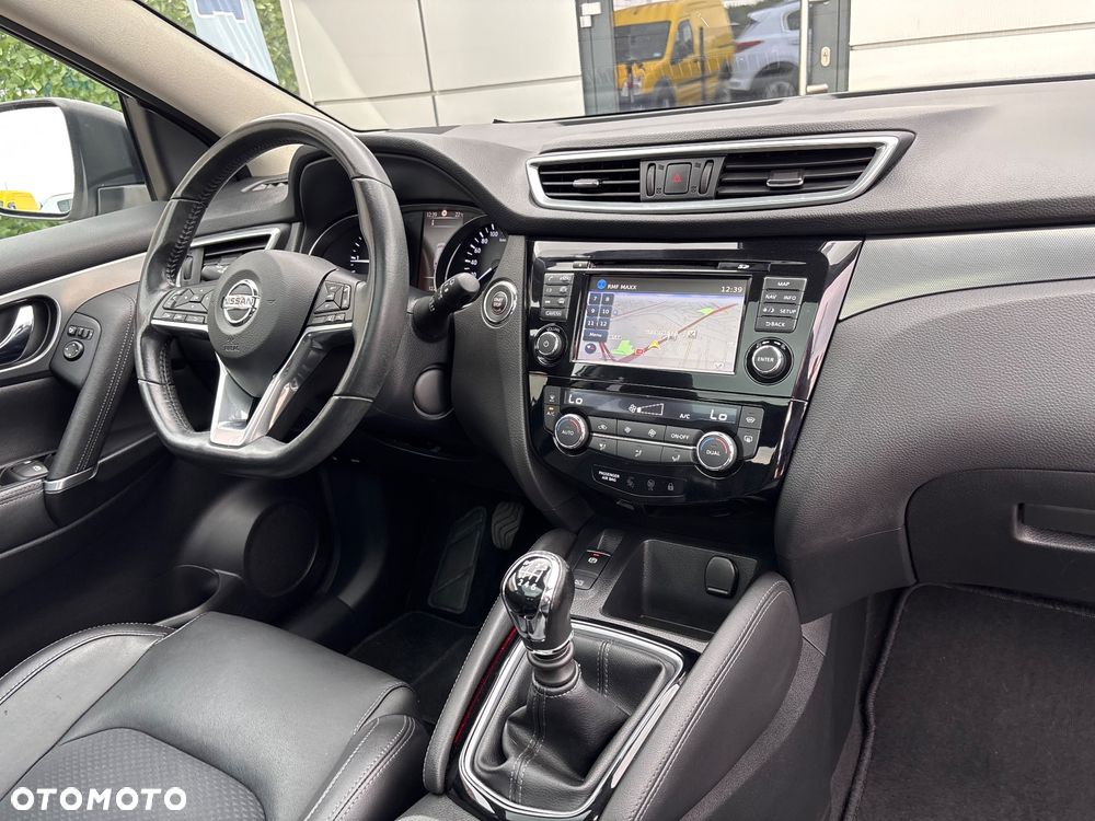 Nissan Qashqai 1.6 DCi Tekna - 22