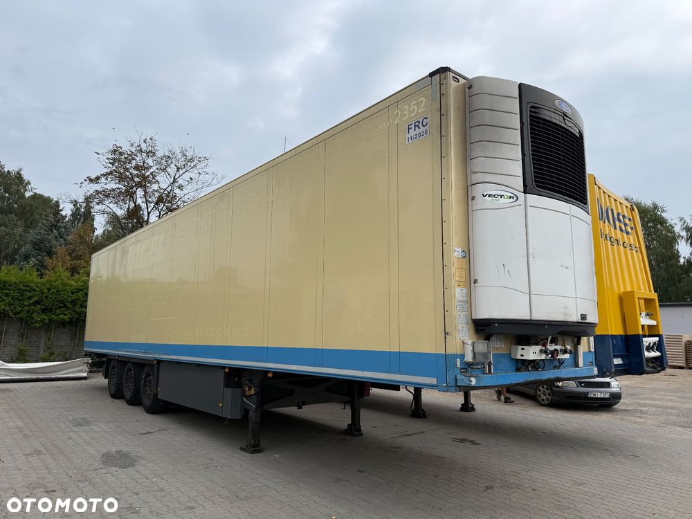 Schmitz Cargobull SCB*S3B - 3
