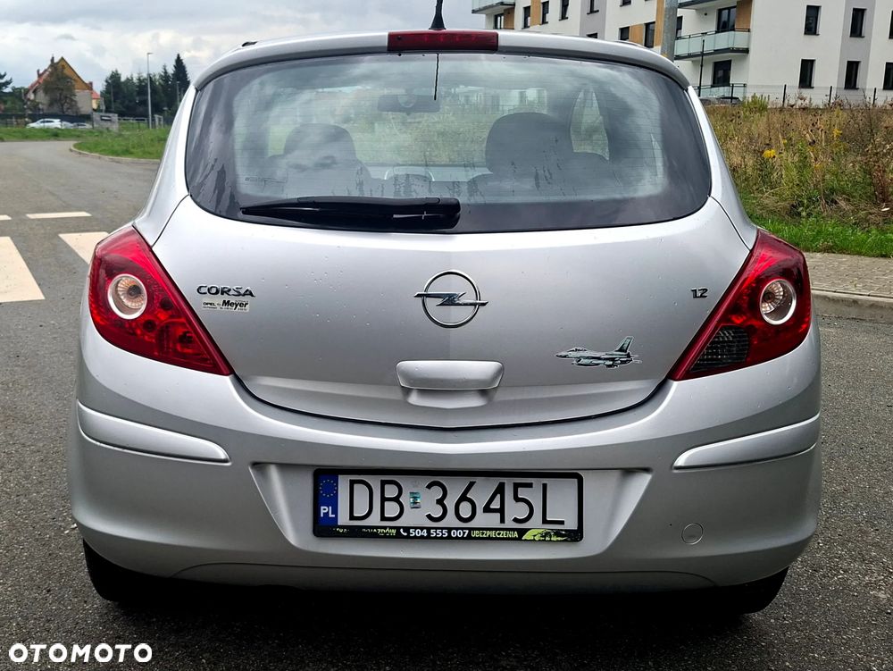 Opel Corsa 1.2 16V - 5