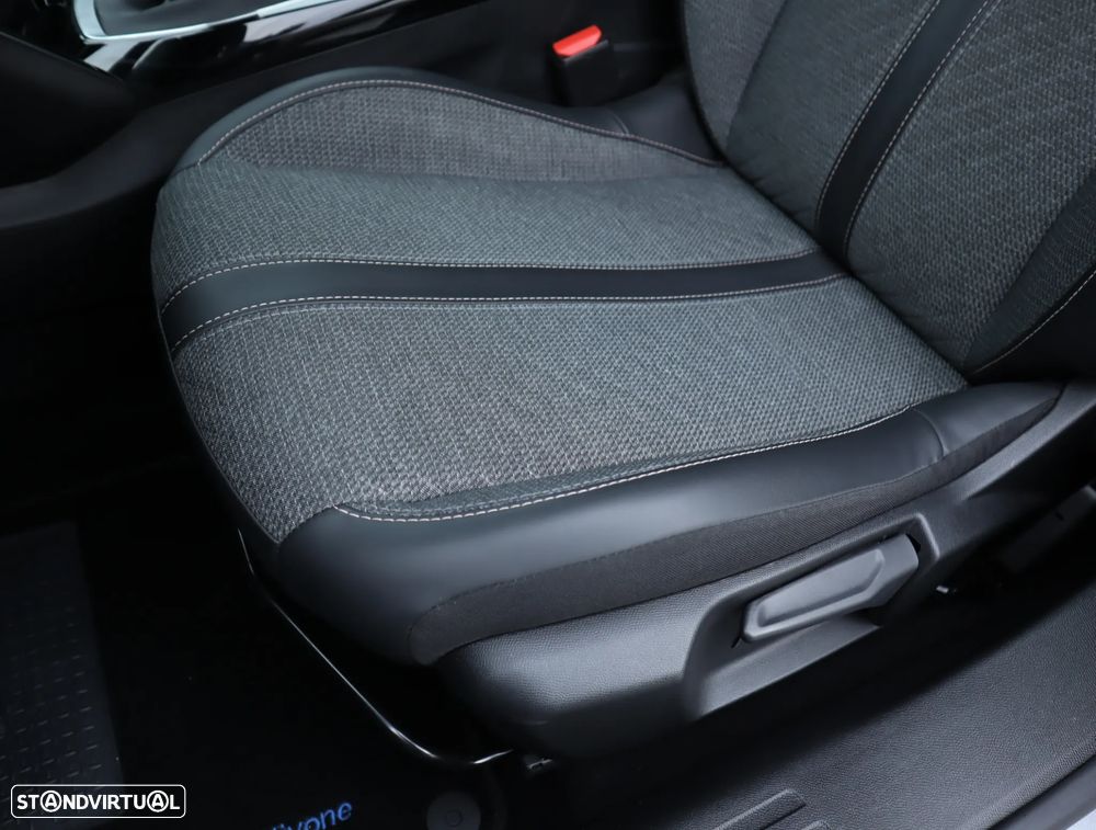 Peugeot 2008 1.2 PureTech Allure - 27