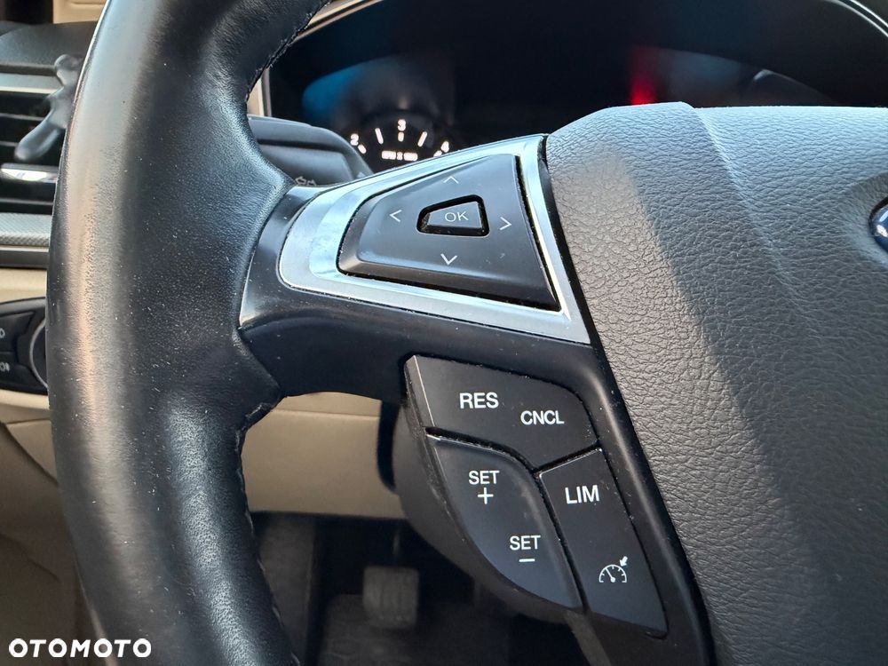 Ford Mondeo - 15