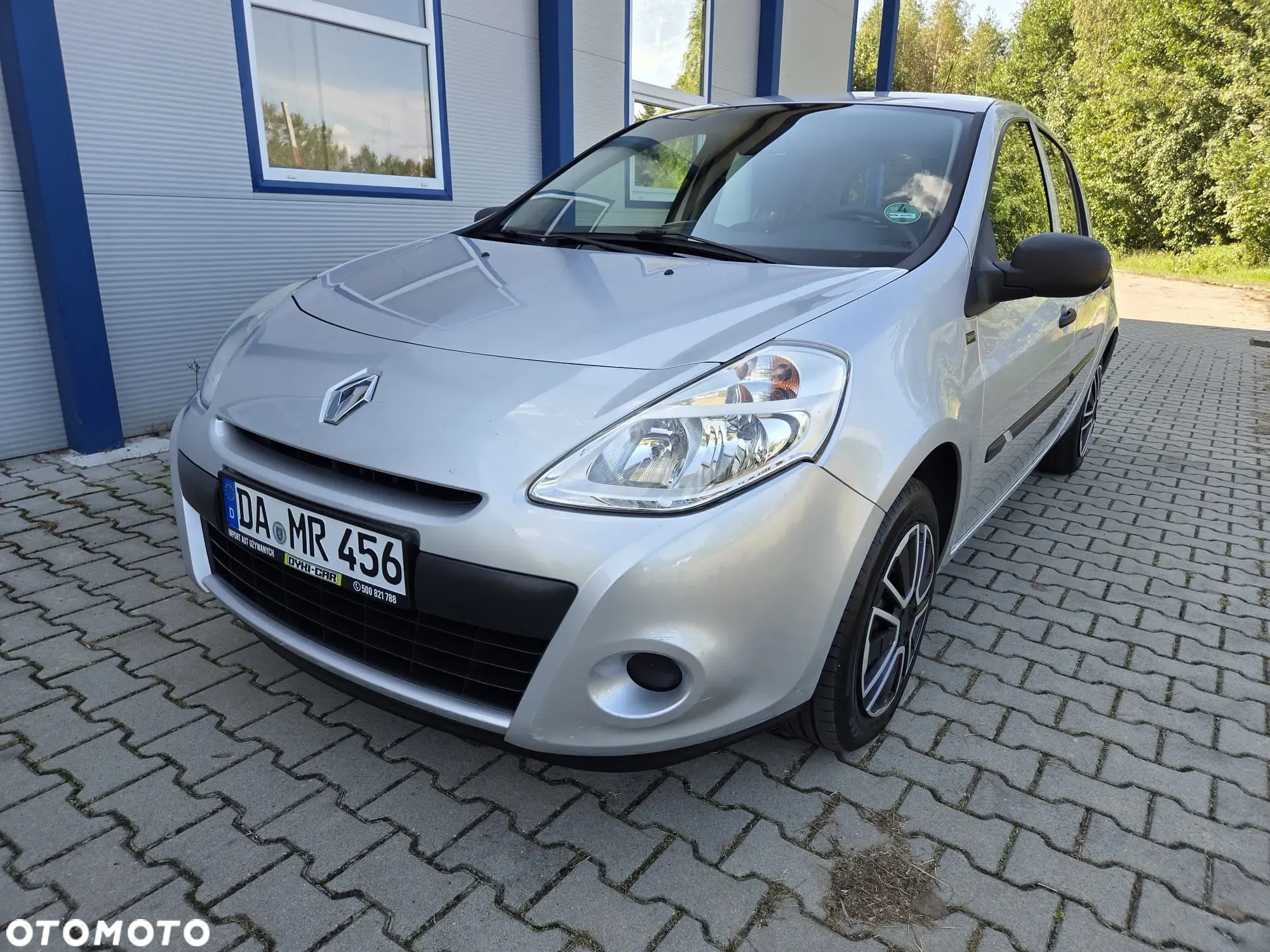 Renault Clio 1.2 16V 75 Yahoo - 7