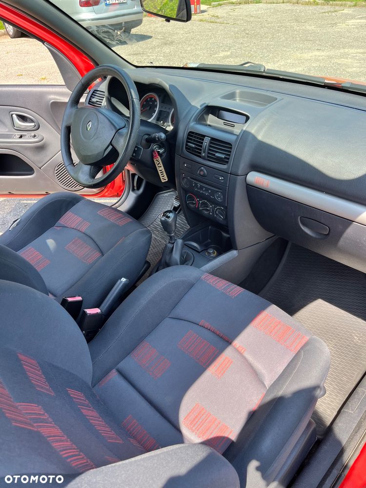 Renault Clio 1.2 16V Extreme - 12