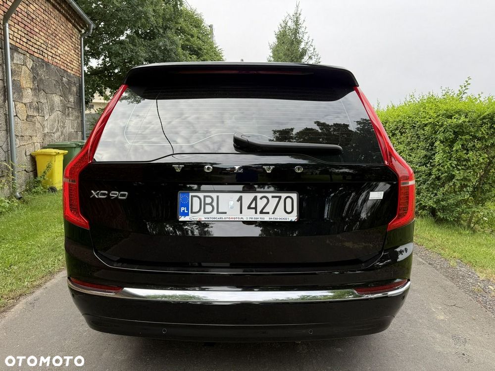 Volvo XC 90 T8 AWD Plug-In Hybrid Core 7os - 15