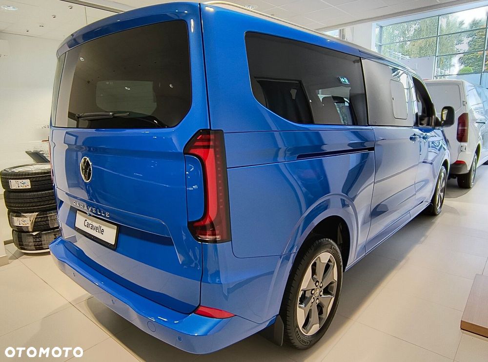 Volkswagen Caravelle - 3