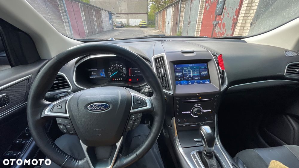 Ford Edge - 26