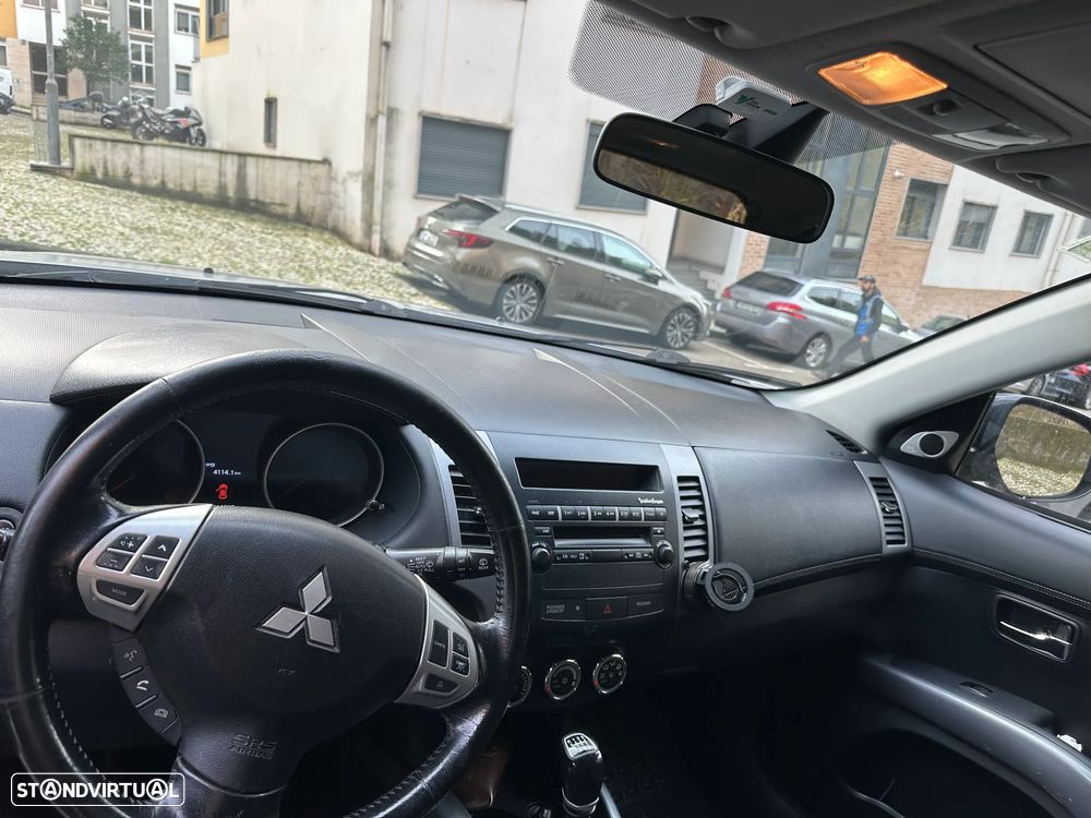 Mitsubishi Outlander 2.2 DI-D Instyle - 8