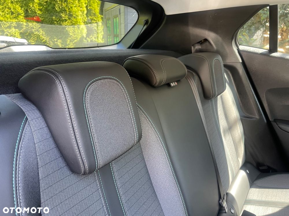 Peugeot 2008 BlueHDi 130 Allure S&S EAT8 - 10
