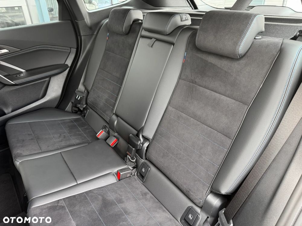 BMW X1 sDrive18i - 29