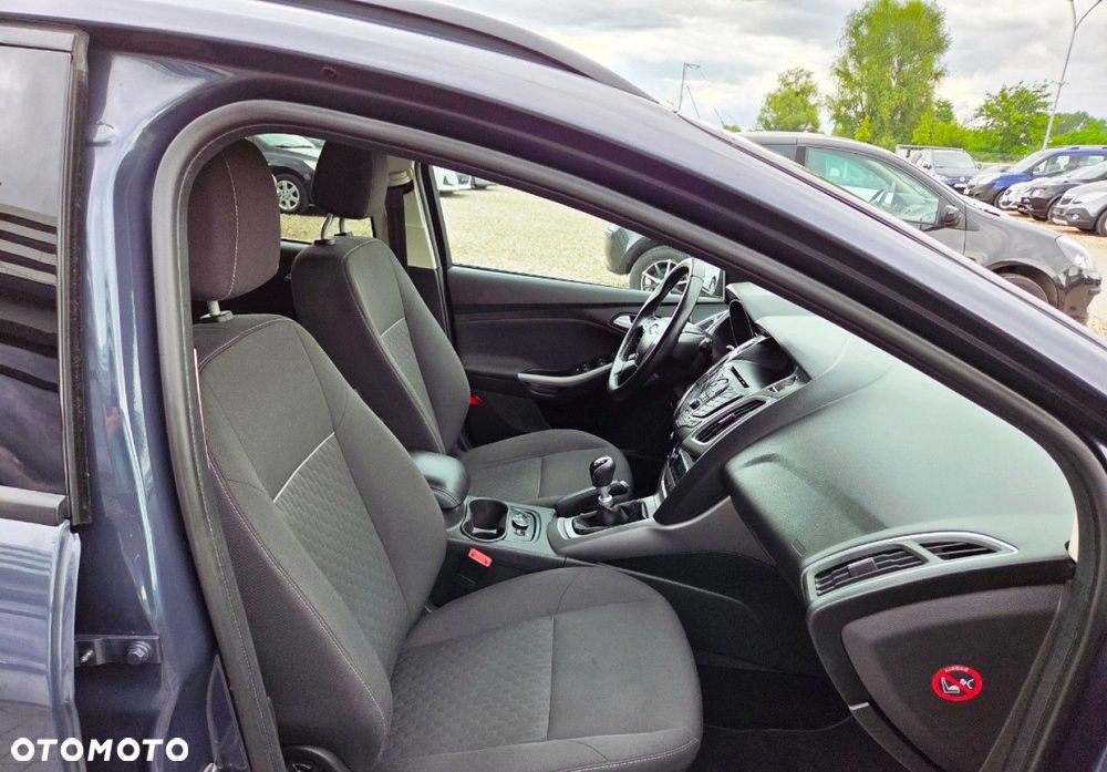 Ford Focus - 21