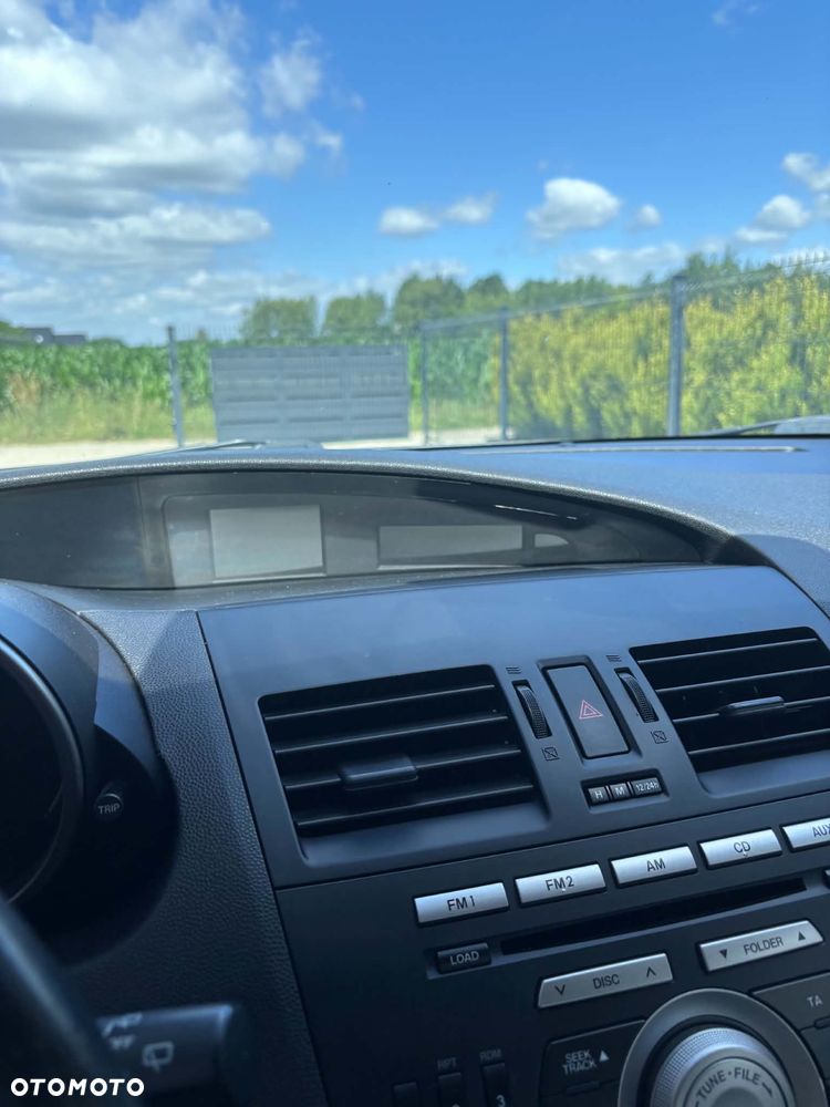 Mazda 3 - 16