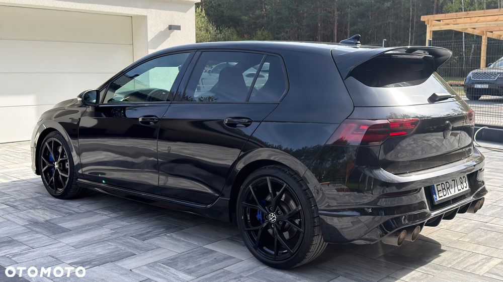 Volkswagen Golf - 35