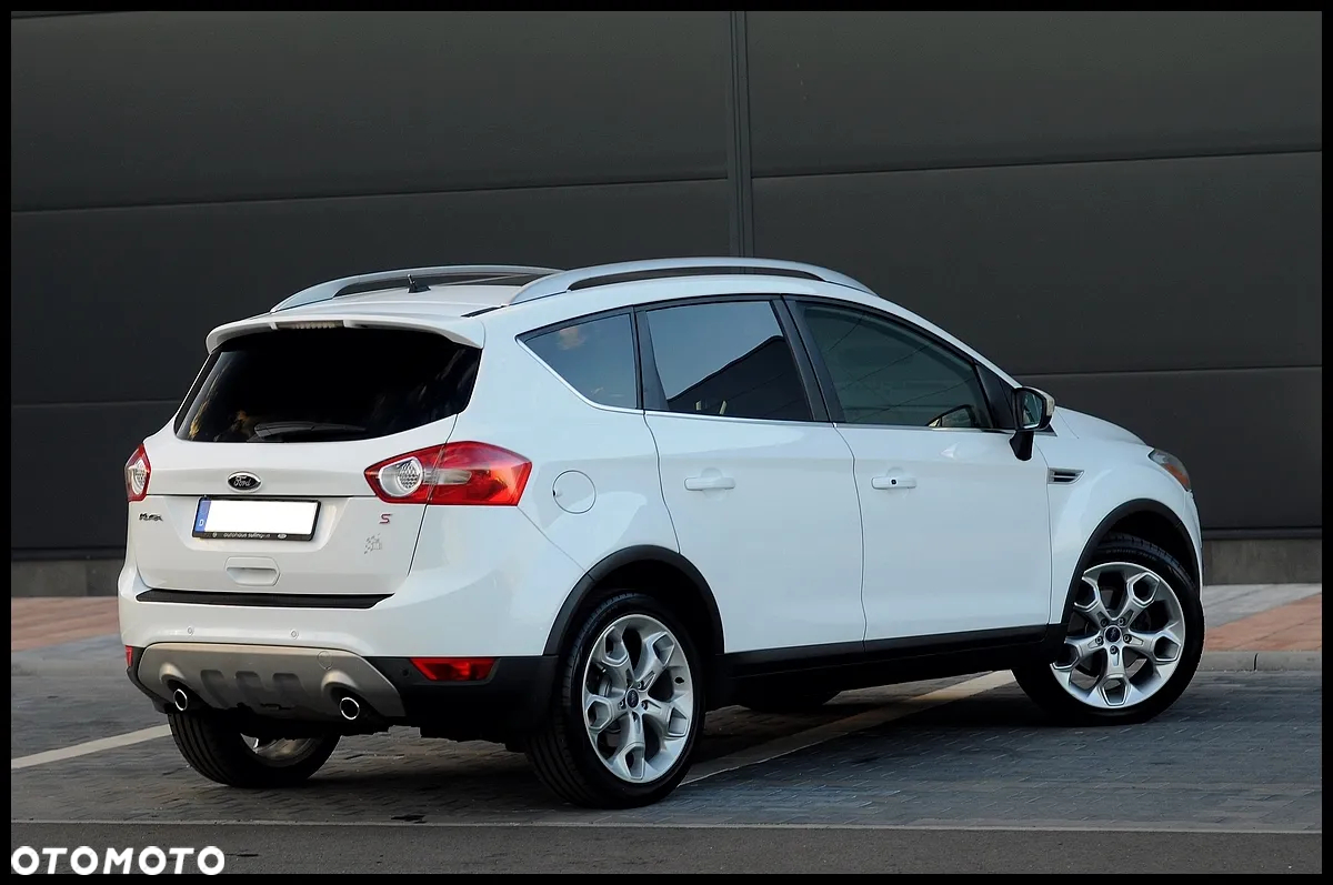 Ford Kuga 2.0 TDCi 4WD Titanium - 17