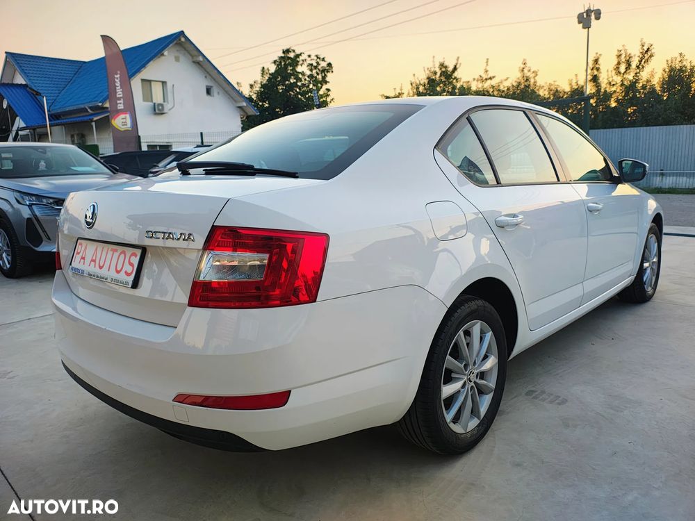Skoda Octavia 1.6 TDI Green tec Ambition - 3