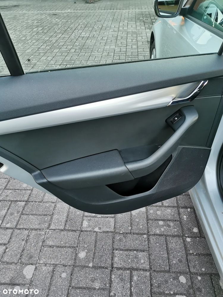 Skoda Octavia 1.0 TSI Active - 25
