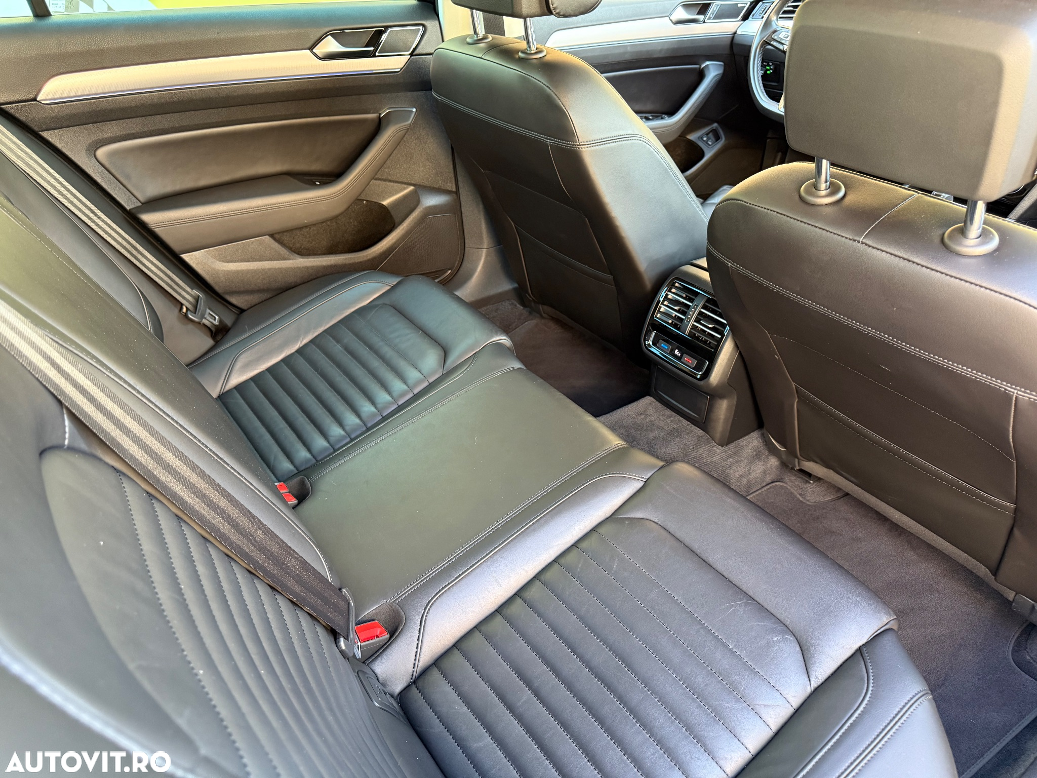 Volkswagen Passat 1.4 TSI Plug-In-Hybrid DSG GTE - 8