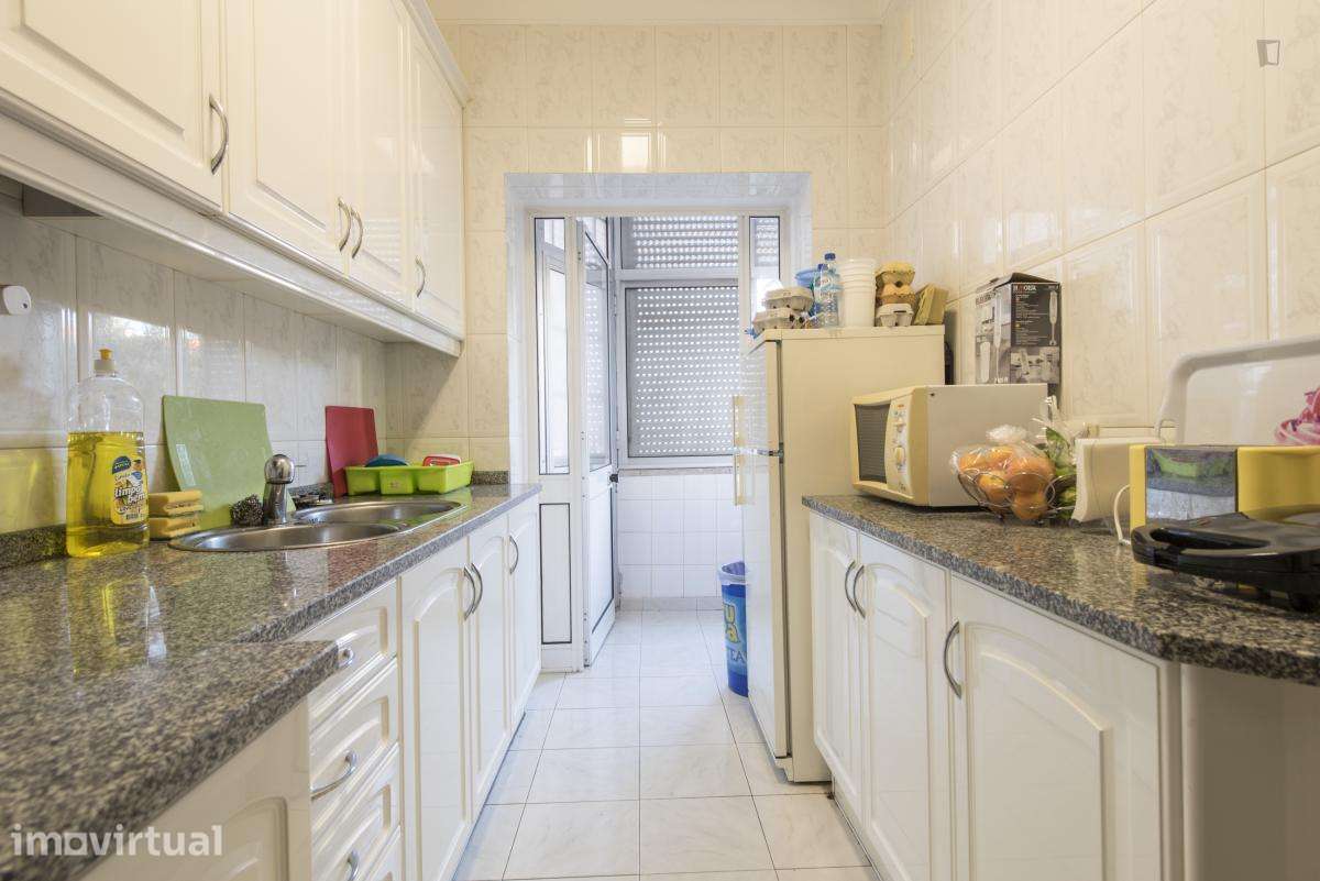 Quarto - localizado em Alvalade Lisbon - Grande imagem: 2/26