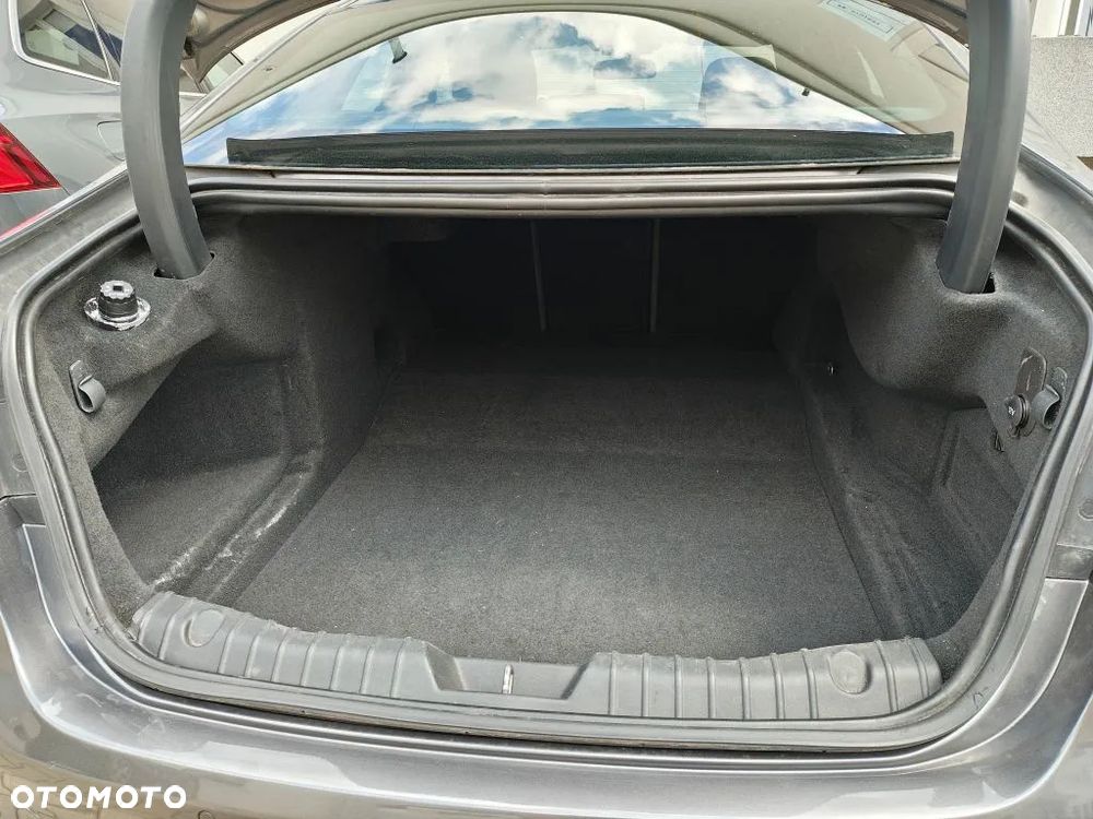 Jaguar XF 2.0 i4D AWD R-Sport - 5