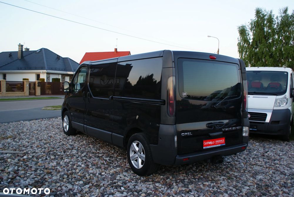 Opel Vivaro - 6