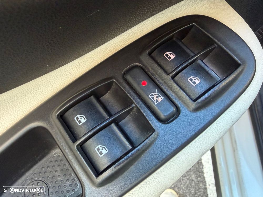 Fiat 500L 0.9 8V TwinAir Lounge Eco S&S - 31