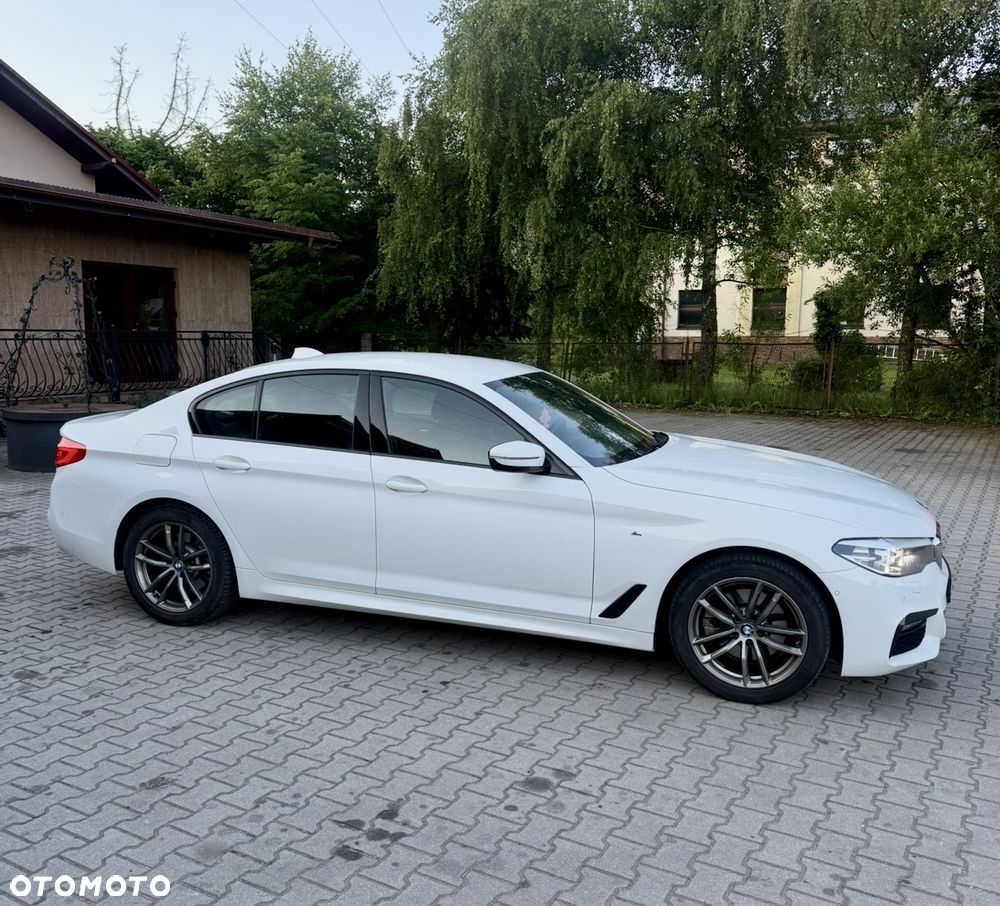 BMW Seria 5 518d M Sport - 2