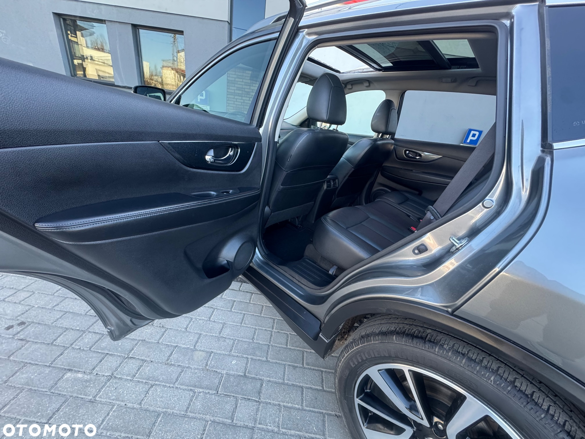 Nissan X-Trail 1.6 DCi N-Connecta 2WD Xtronic 7os - 26