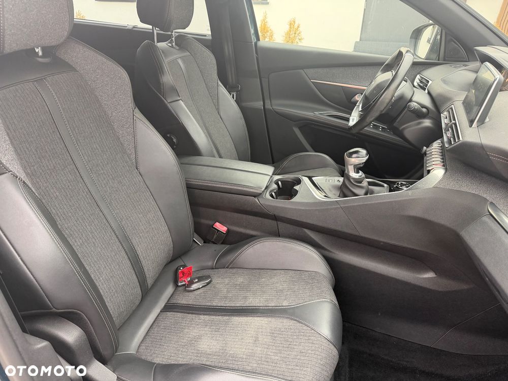 Peugeot 5008 1.2 PureTech Active S&S - 20