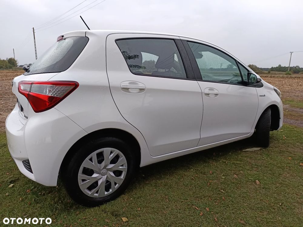 Toyota Yaris - 7