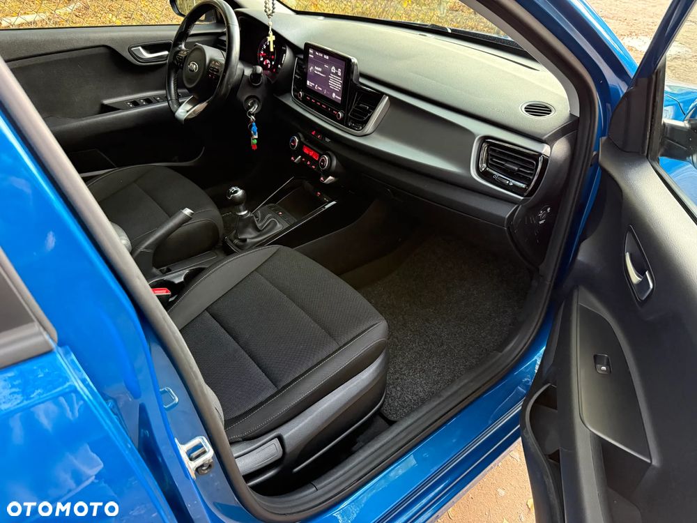 Kia Rio 1.2 L - 17