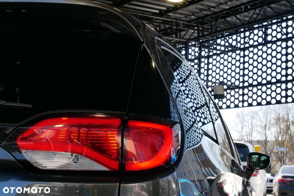 Chrysler Pacifica - 37