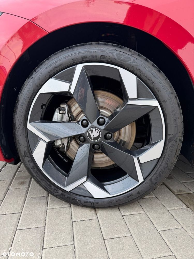 Skoda Superb 2.0 TSI Sportline DSG - 34