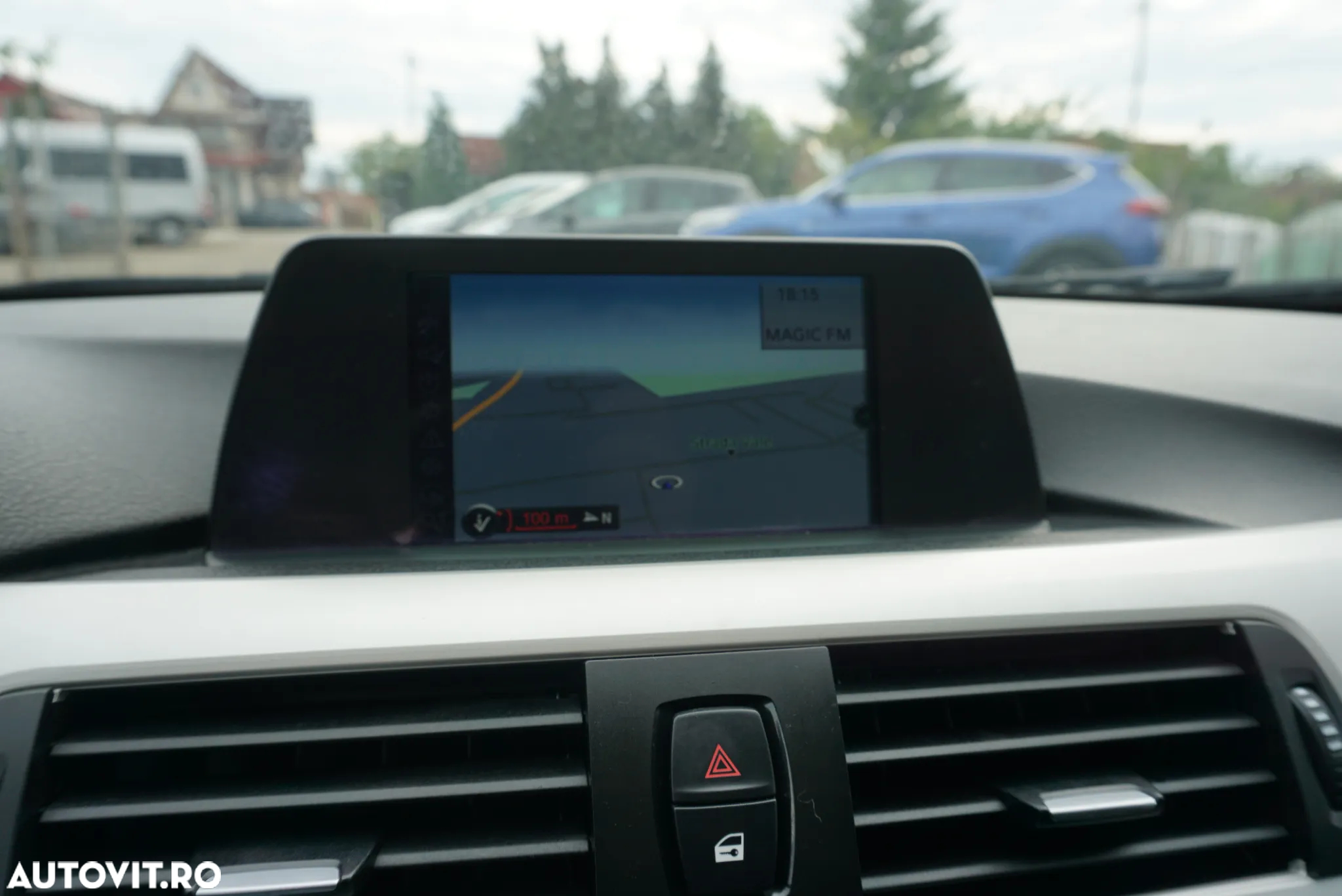 BMW Seria 3 320d Touring xDrive Aut. - 25
