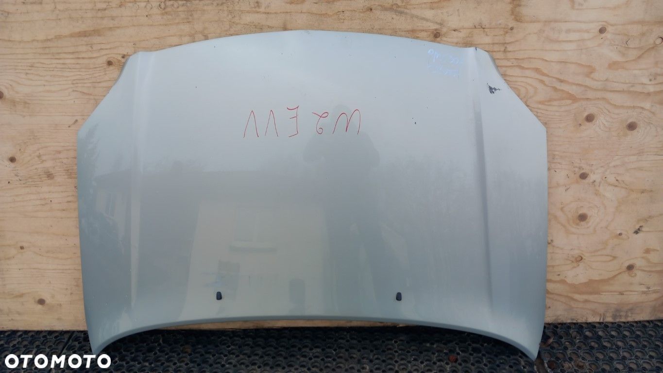 TOYOTA AVENSIS T25 LIFT MASKA - 1