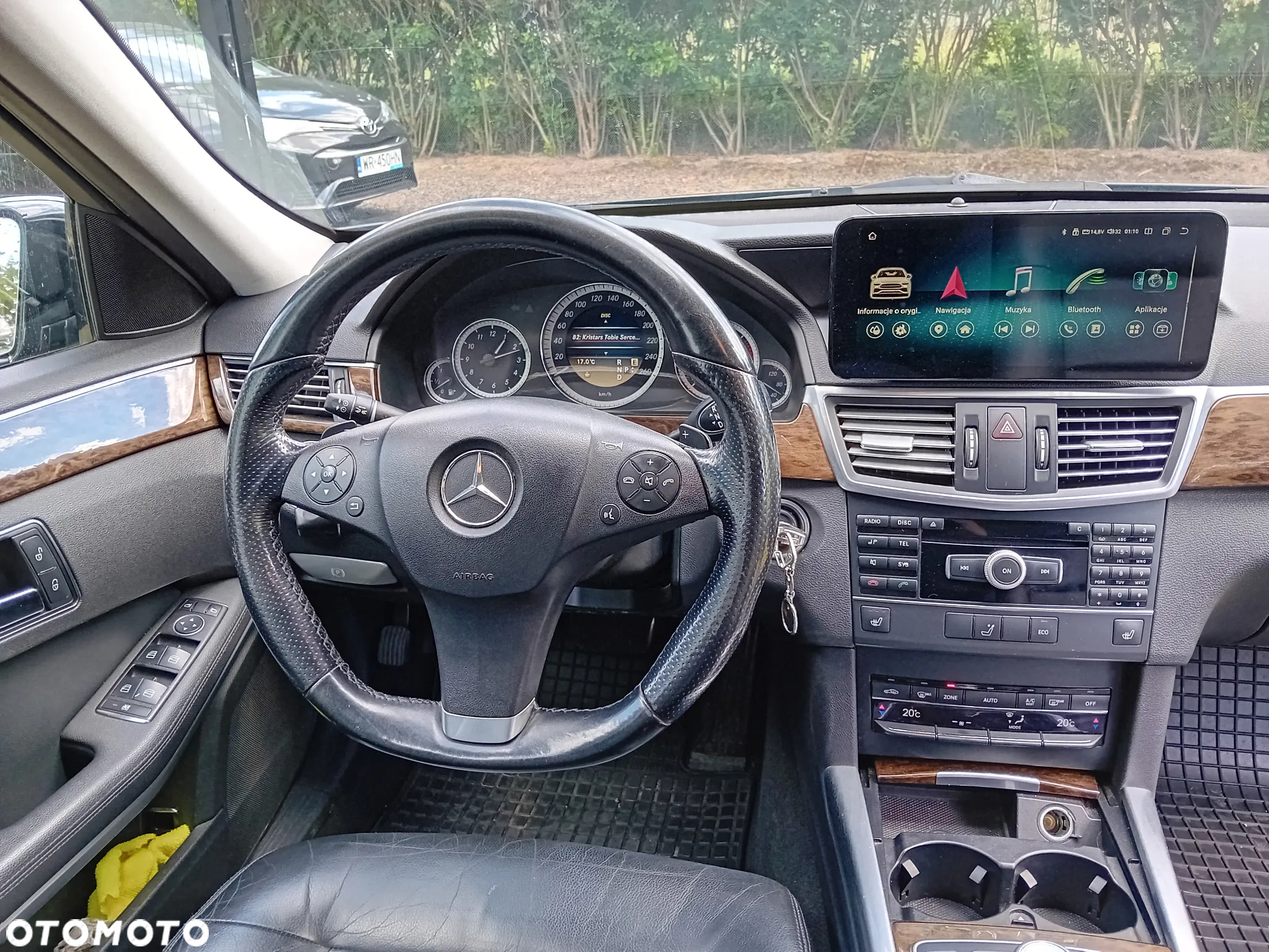 Mercedes-Benz Klasa E - 12