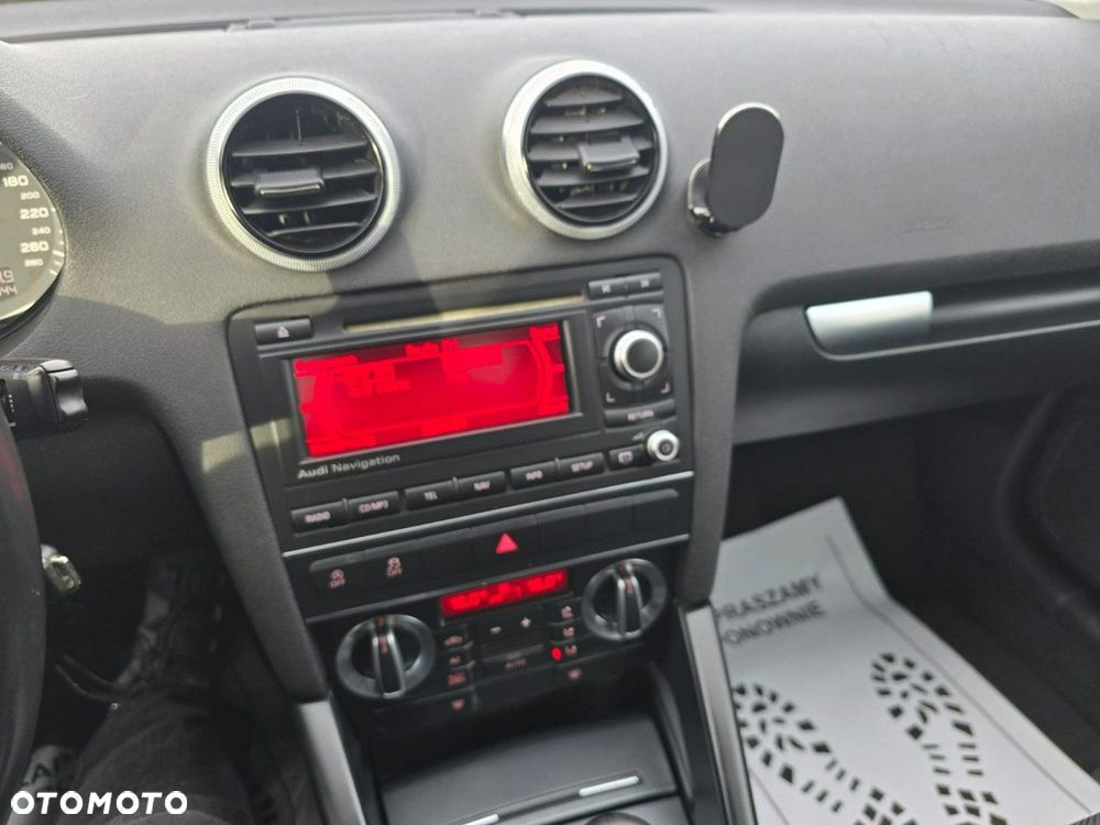 Audi A3 Sportback - 13