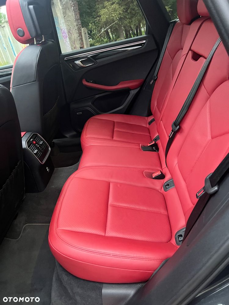 Porsche Macan - 38